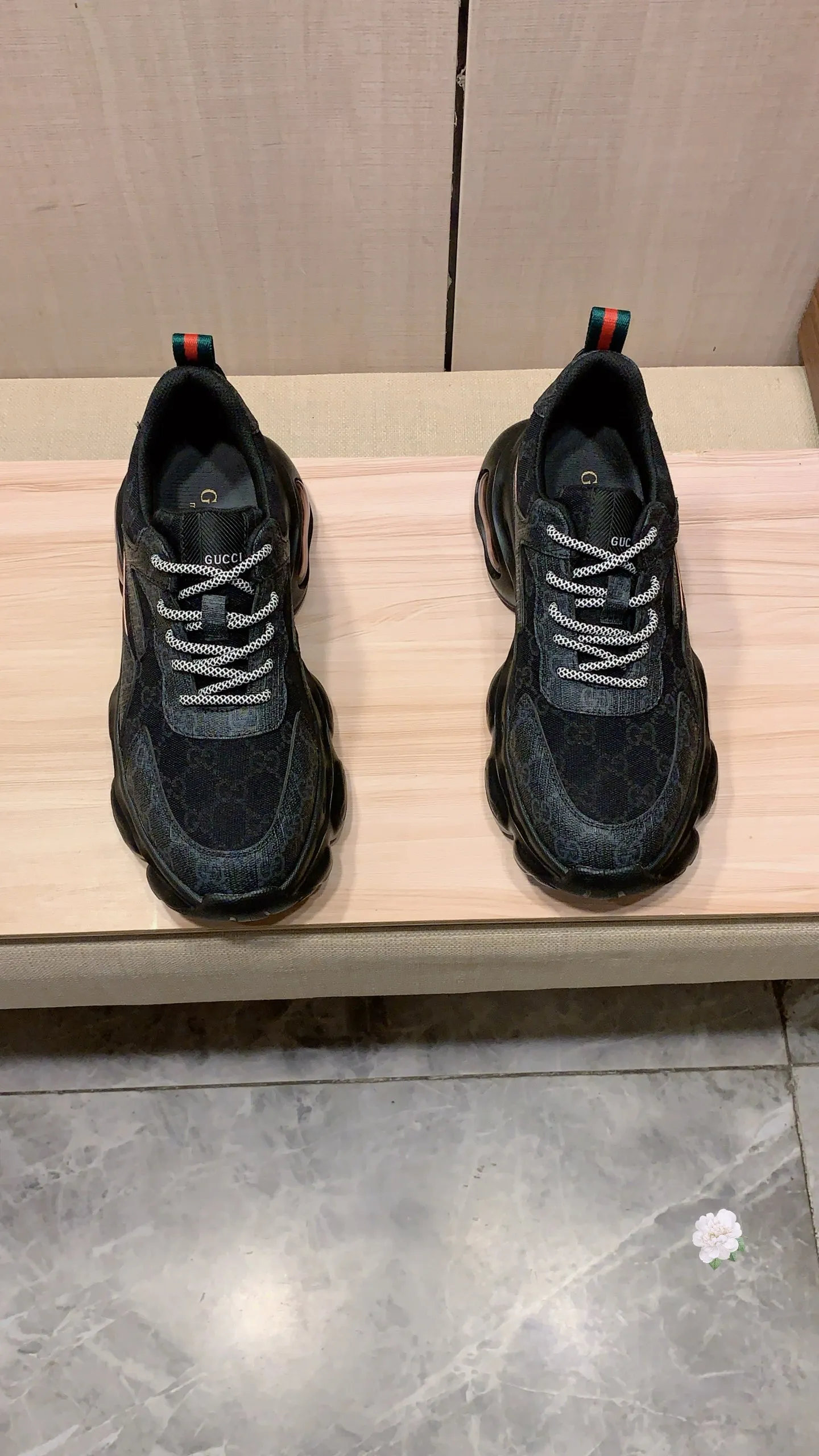 Men's men's shoes💰460💰💰🎩🎩[Lightning][Lightning] "Gucci*" latest • popular casual shoes, top brand [seduce] luxury ~ purchasing agency, top ~ quality. [Strong] The upper is made of imported breathable cowhide with material ➕ breathable sheepskin feet (•) and fine workmanship. The original stylish and stylish soft rubber wear-resistant and non-slip outsole is light and comfortable on the feet. The real thing looks better when photographed. 012: code: 38-44, 4️⃣ colors selected
